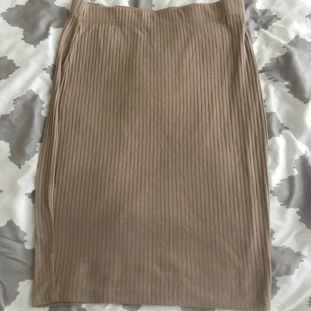 Forever 21 Tan Long Pencil Skirt